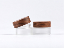 minidose-glas-holz-kosmetikverpackung